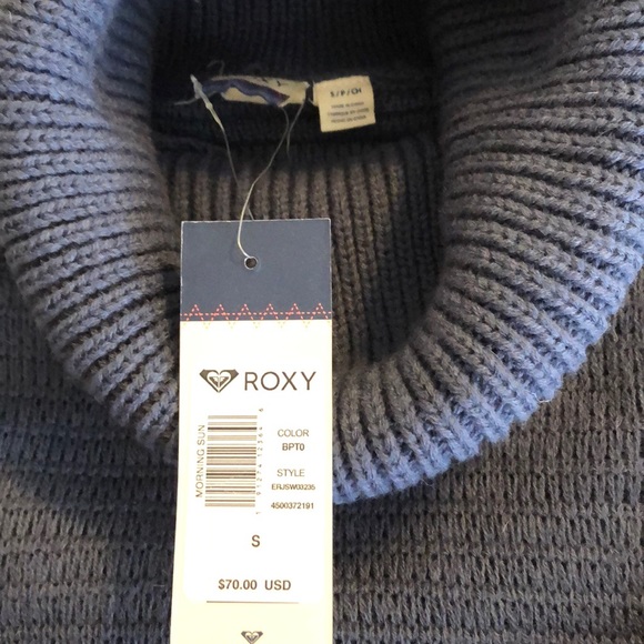 Women’s Roxy Sweater - Picture 4 of 5